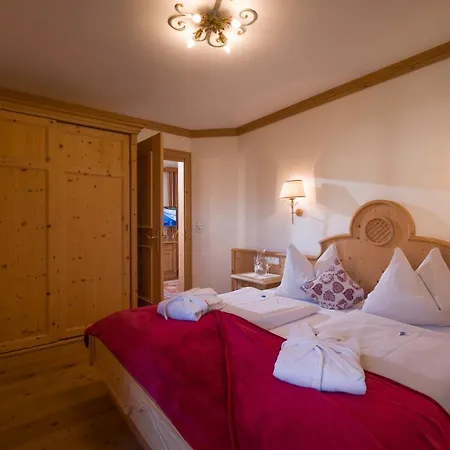 Erlebnisgut & Reiterhof Oberhabach Otel Kirchdorf in Tirol