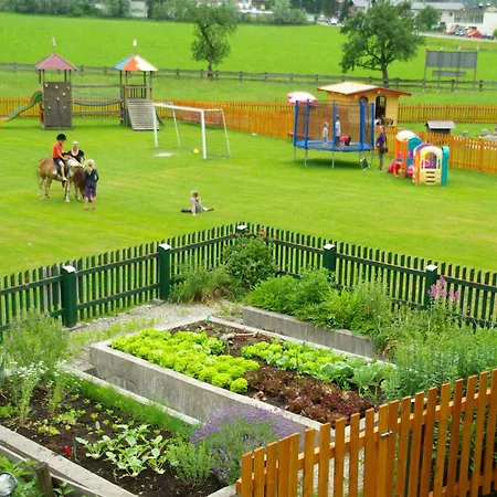 Hotel Erlebnisgut & Reiterhof Oberhabach