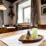 Erlebnisgut & Reiterhof Oberhabach 3*