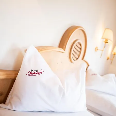 Hotell Erlebnisgut & Reiterhof Oberhabach