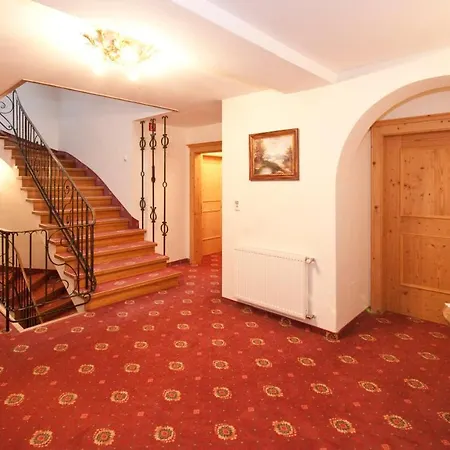 Отель Erlebnisgut & Reiterhof Oberhabach 3*