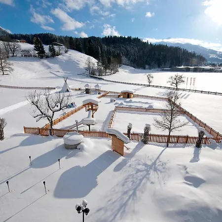 Отель Erlebnisgut & Reiterhof Oberhabach 3*