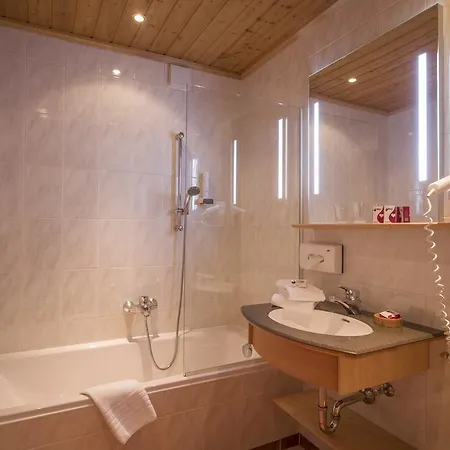 Erlebnisgut & Reiterhof Oberhabach 3*